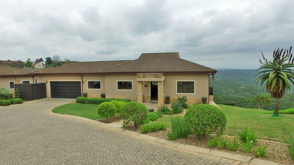 Property photo 1 of 24 1Pm1700386