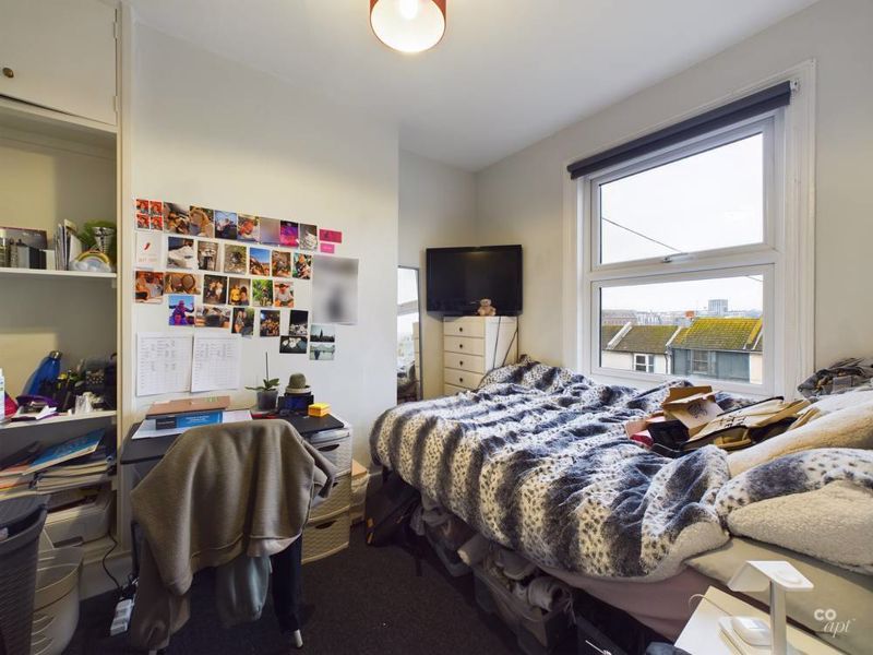 Property photo 3 of 10 Photo 16