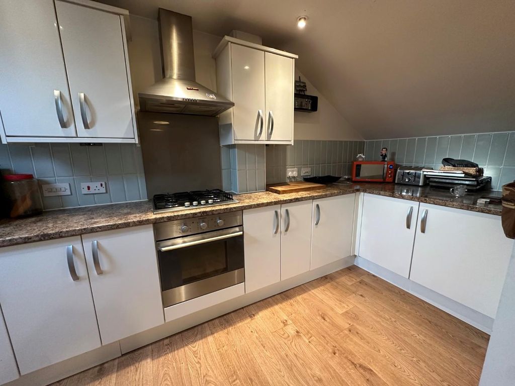 Additional image 8 of 2 bed flat for saleThornton Hall Close, Northampton NN2