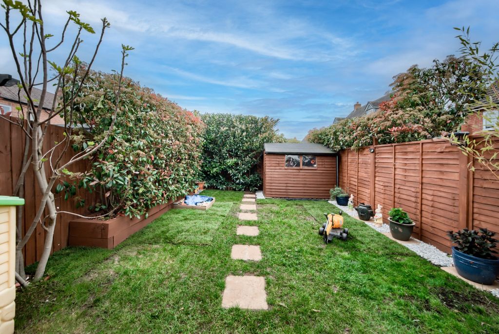 Property photo 2 of 17 Xh2A4360-Hdr(3)-Edit (1)