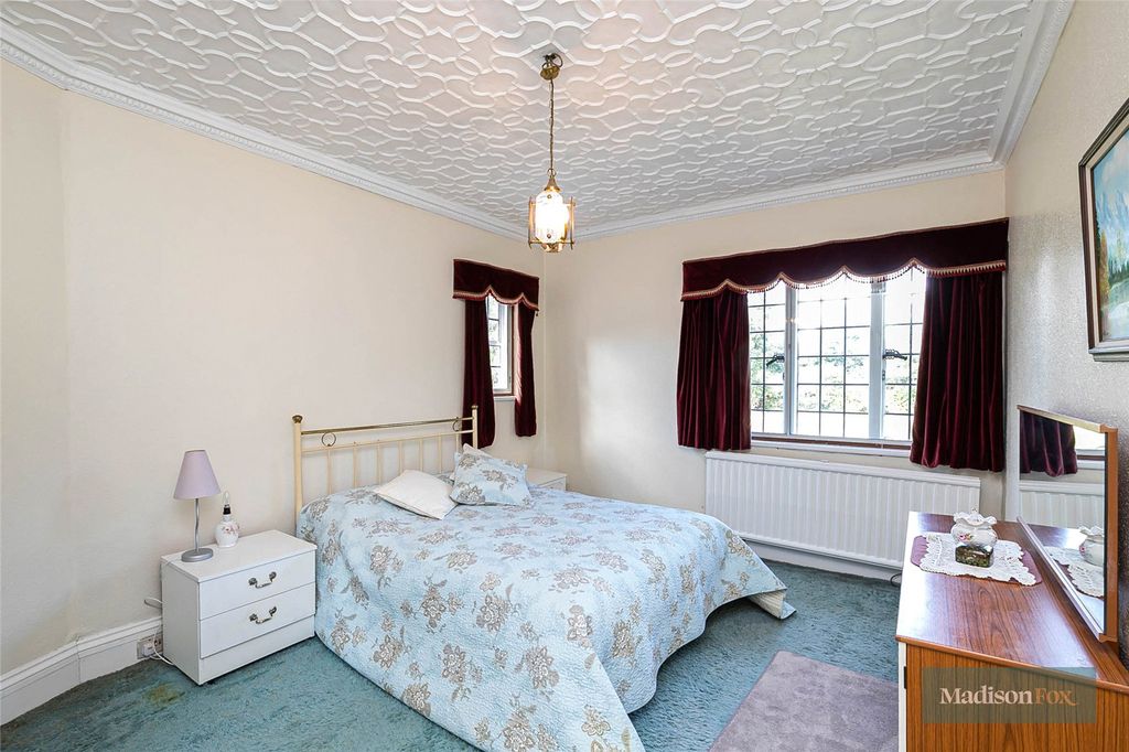Additional image 24 of 7 bed detached house for saleAlderton Hill, Loughton, Essex IG10