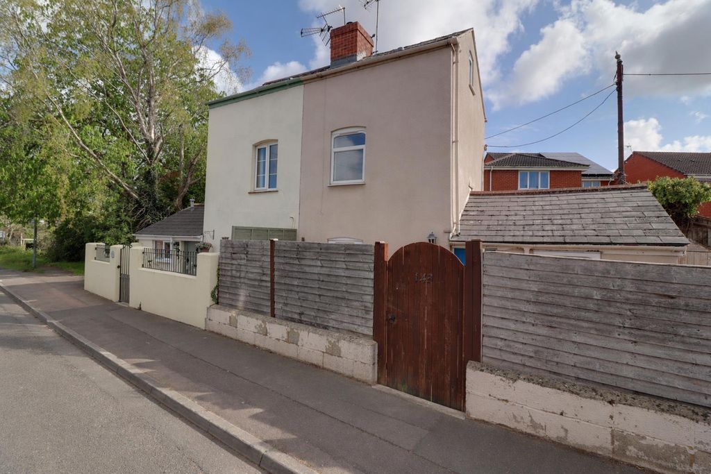 Property photo 1 of 14