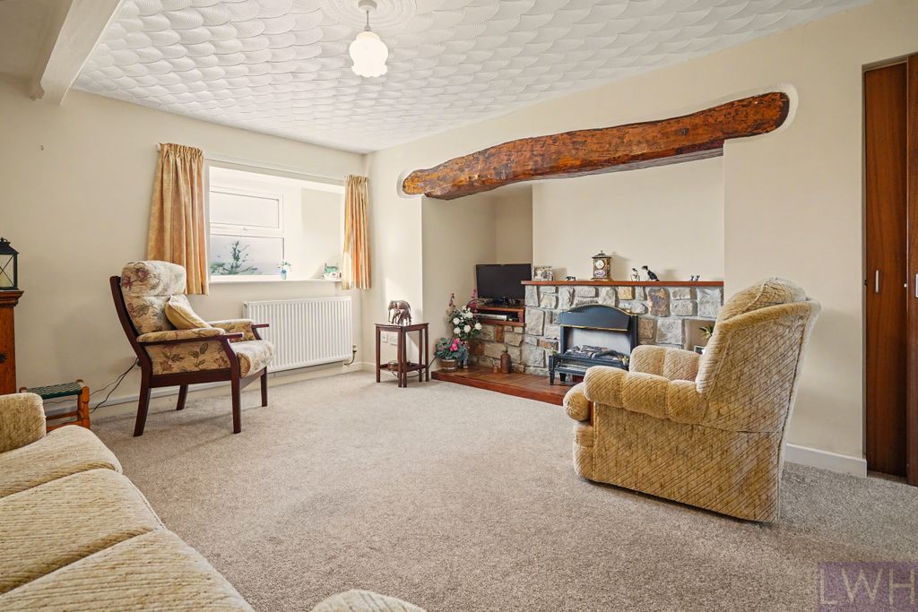 Additional image 12 of 4 bed farm for saleCae Sion Farm, Carmel - 5.3 Ac LL54