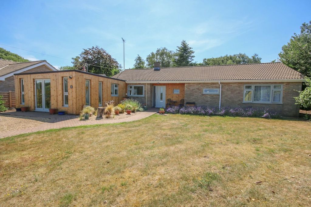Property photo 1 of 29