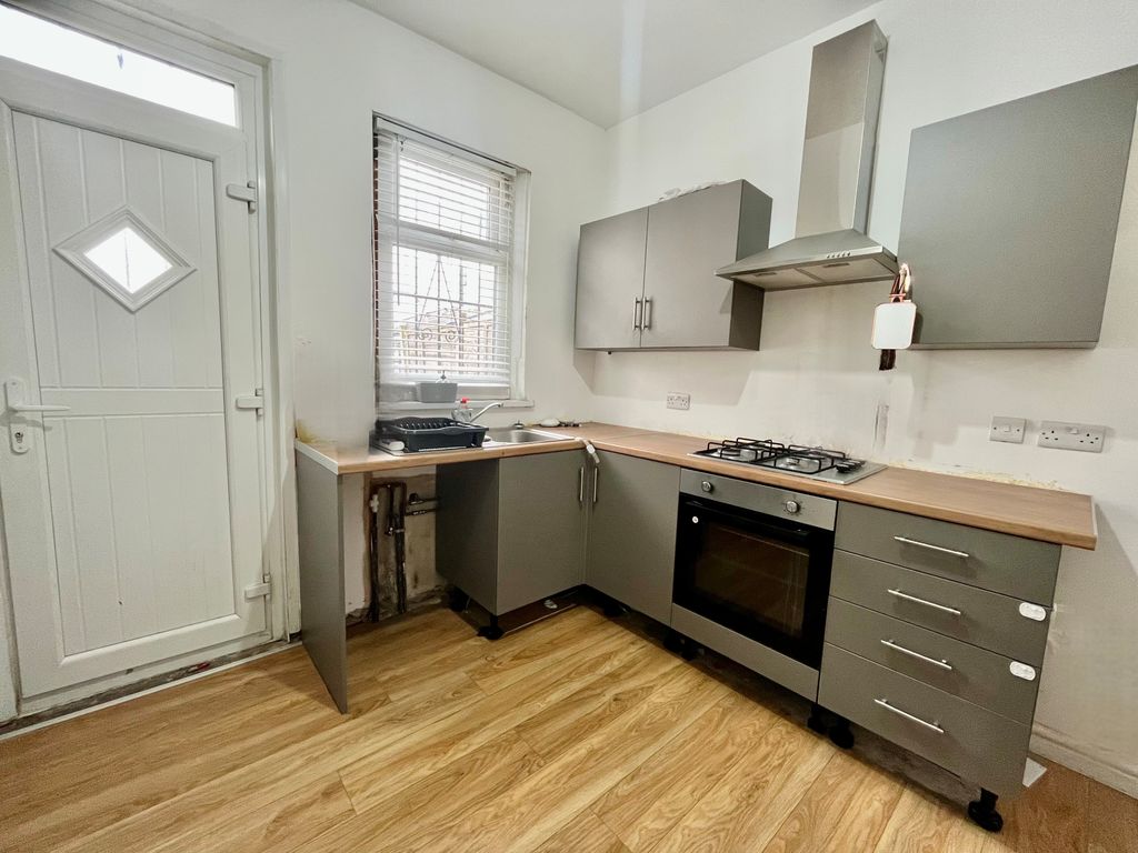 Property photo 2 of 7 Image