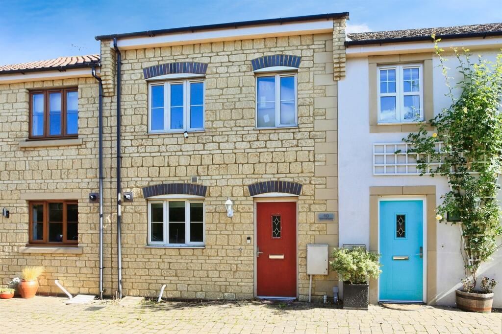 Property photo 1 of 8