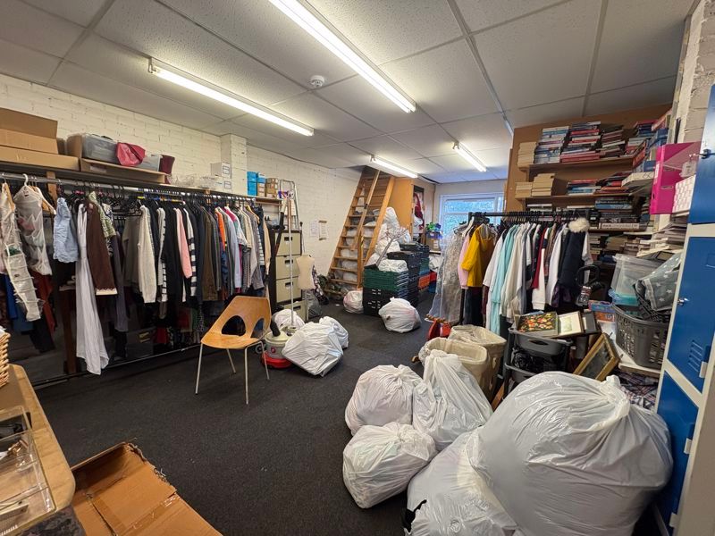 Property photo 3 of 6 Photo 2