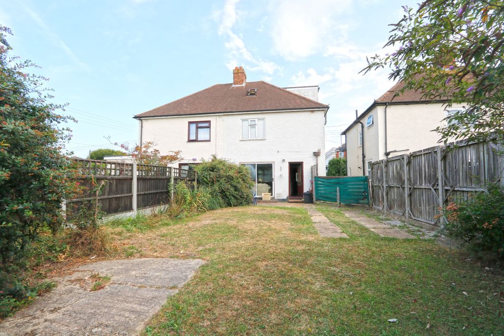 Property photo 2 of 15 4426522