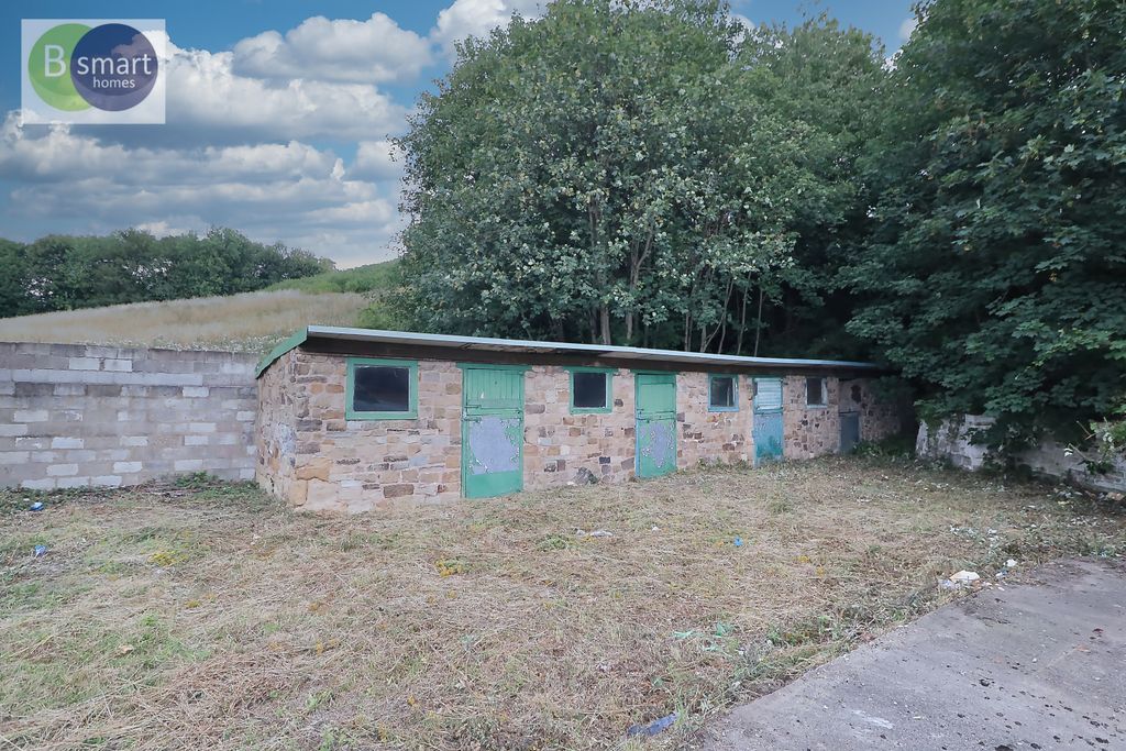 Property photo 3 of 12 Img_9971