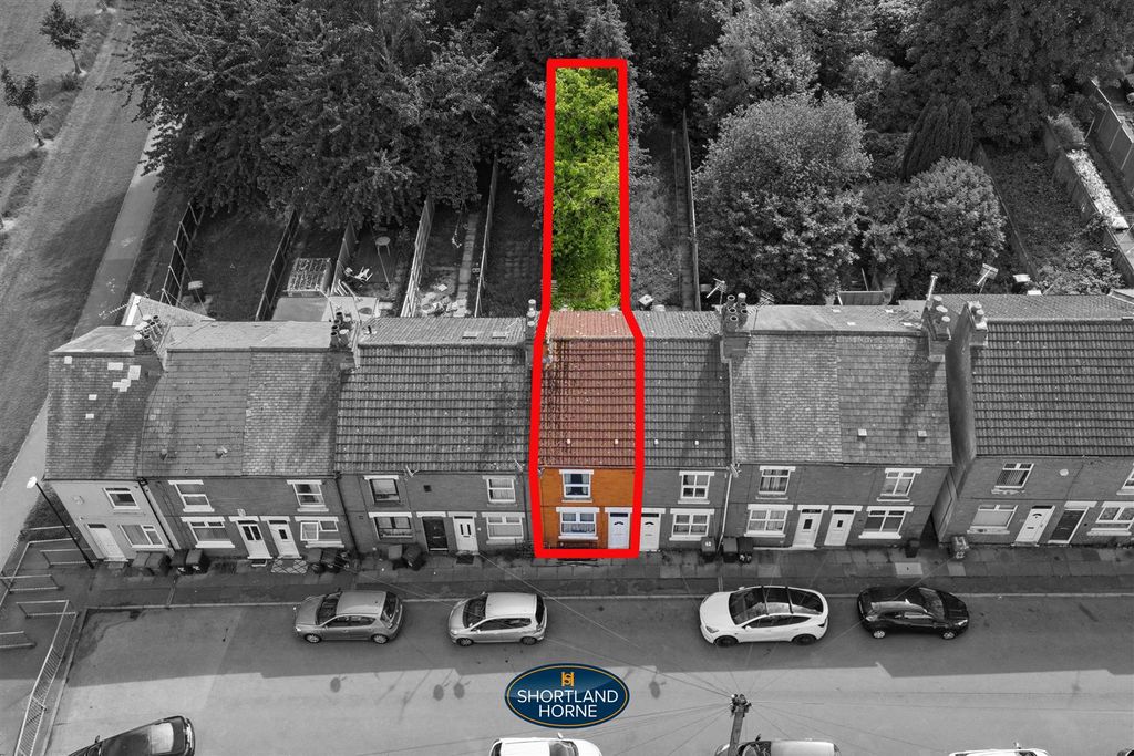 Property photo 2 of 16 51 St Thomas Rd (15 Of 16).Jpg