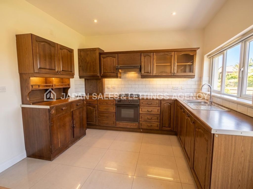 Property photo 1 of 6 Comp_F744ee3Ad21Efb2051ba59162Dbacc4E.Png