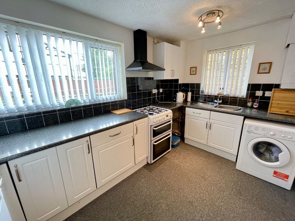 Property photo 3 of 12 5149272
