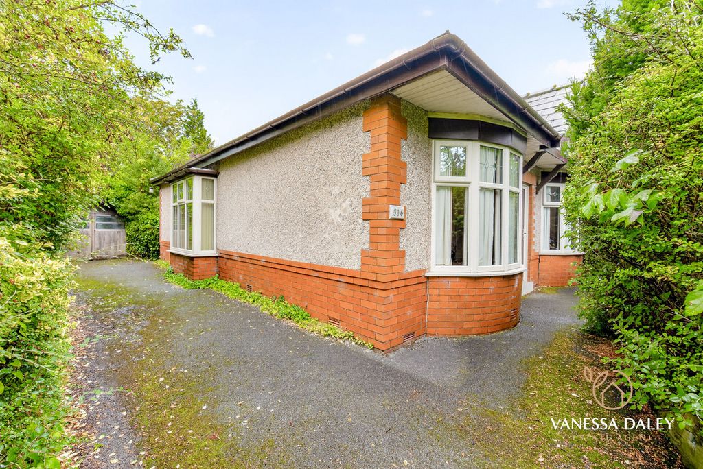Property photo 2 of 20