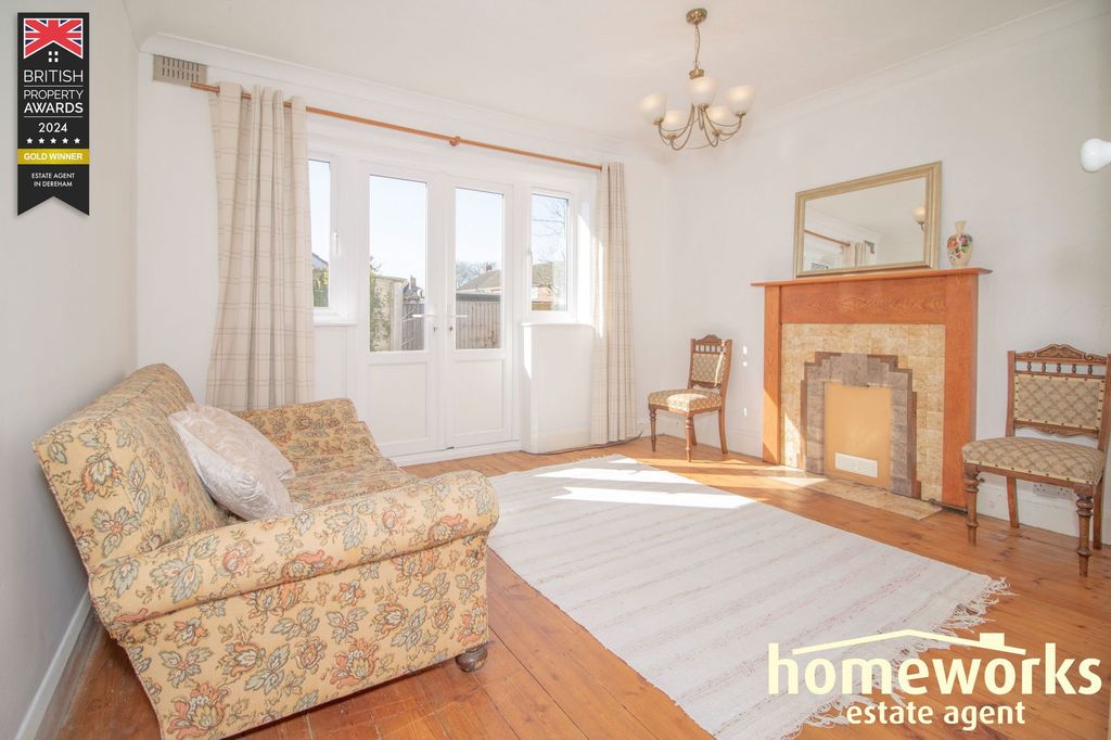 Property photo 3 of 15