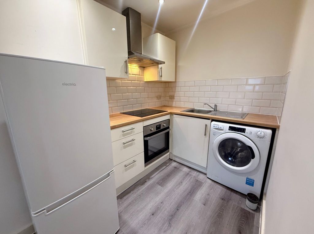 Property photo 3 of 5 Image