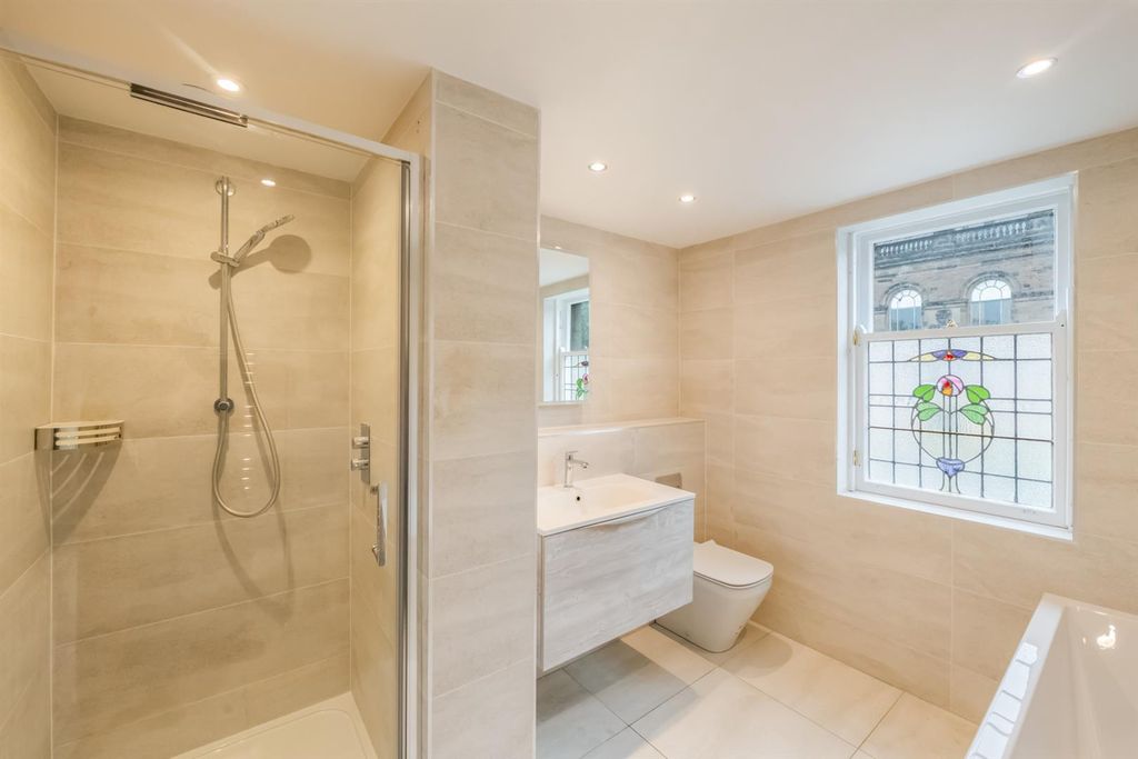 Additional image 30 of 4 bed link detached house for sale6 Albert Place, Stirling FK8