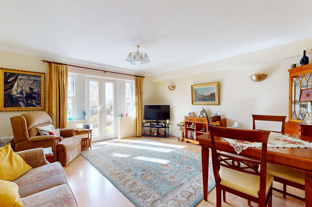 Property photo 2 of 10 Picture 2