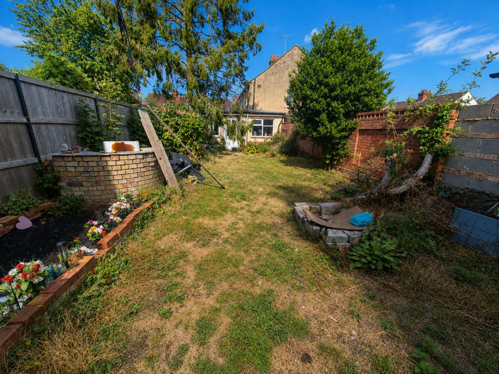 Property photo 2 of 2 5478802