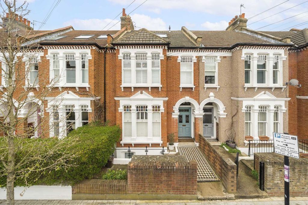 Property photo 1 of 10