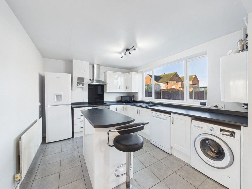 Property photo 2 of 17 Cam01238G0-Pr0607-Still012.Jpg