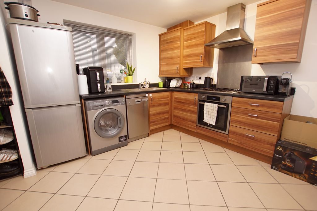 Property photo 2 of 13 Kitchen