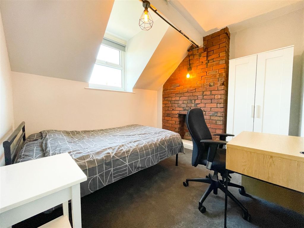 Property photo 2 of 13 3 Wilkinson Street-13.Jpg