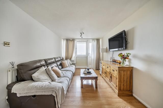 Property photo 1 of 12 Reception Room