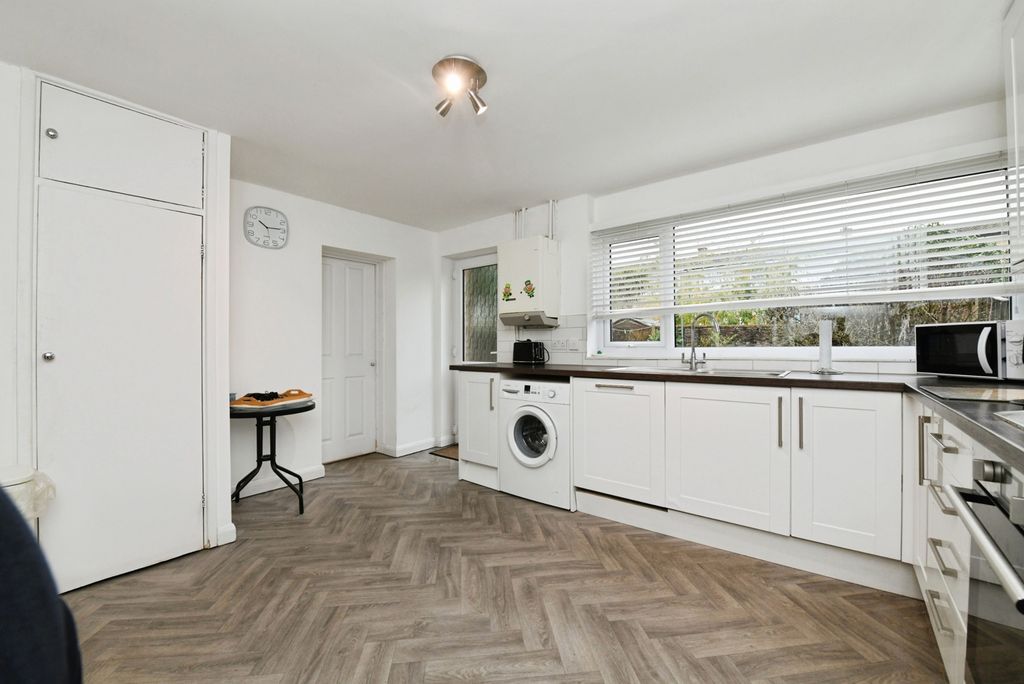 Property photo 3 of 13 Pbox-Img.Jpg