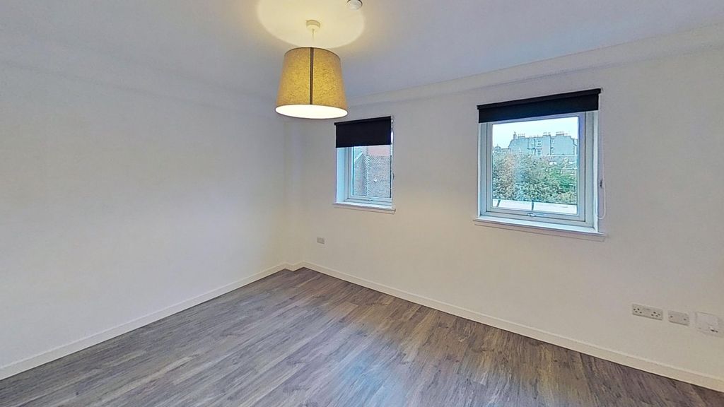 Property photo 3 of 5 Photo 3