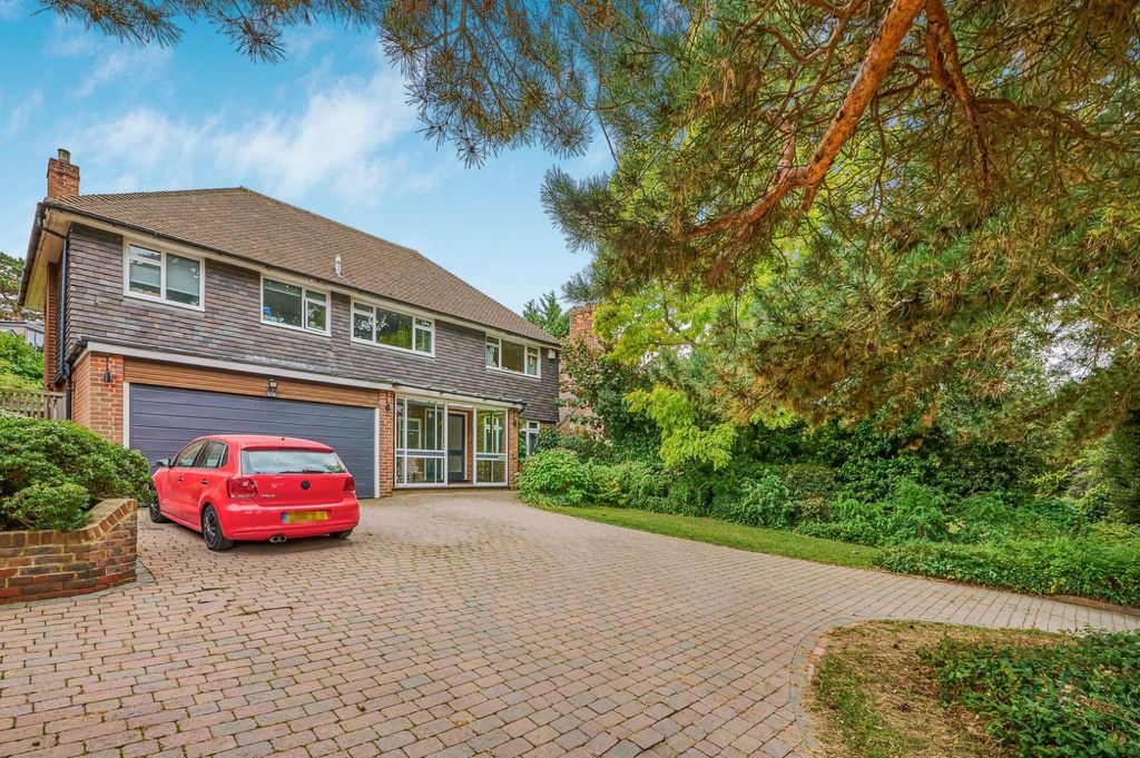 Property photo 1 of 28 Picture No. 31