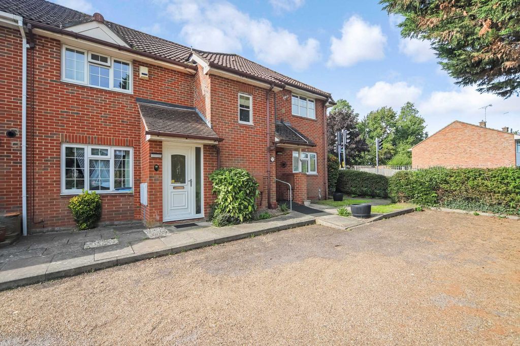 Property photo 1 of 9