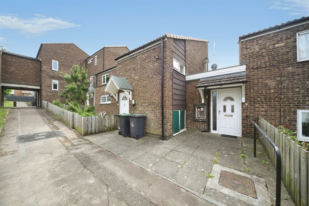 Property photo 1 of 15