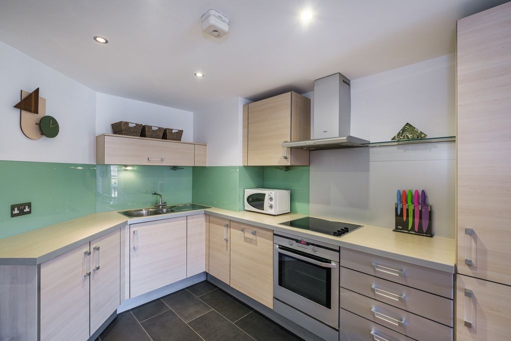 Property photo 2 of 14 Angelis Apartments