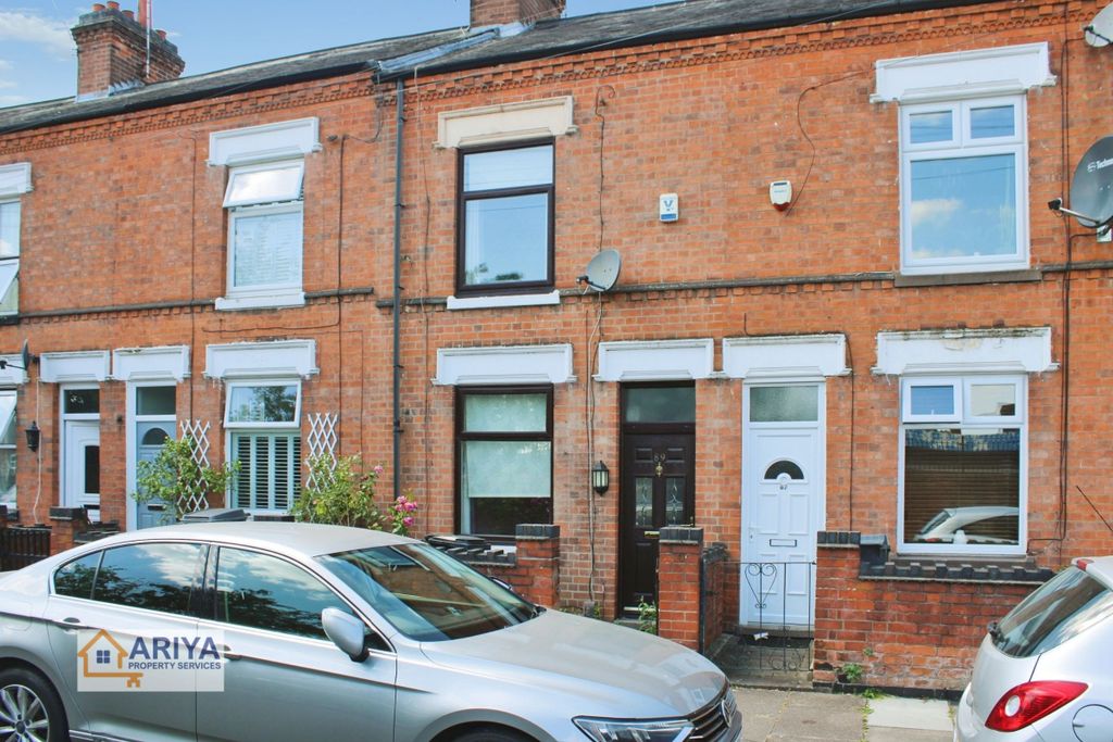 Property photo 1 of 12