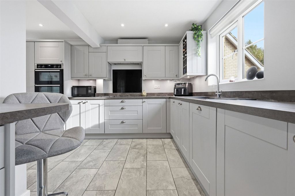 Property photo 3 of 22 Picture No. 26