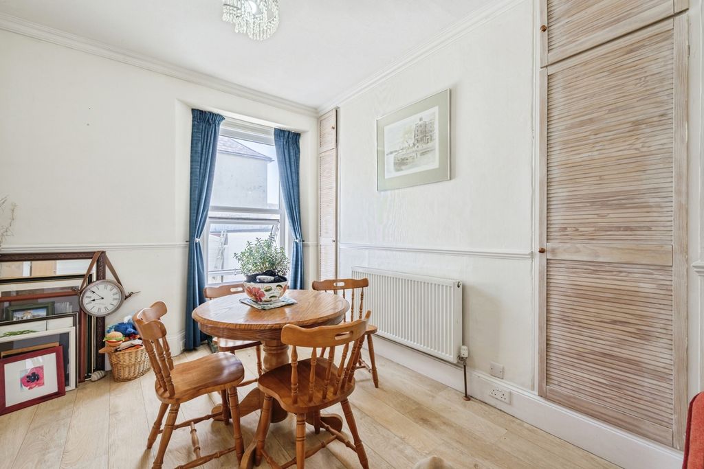 Property photo 3 of 25 Pbox-Img.Jpg