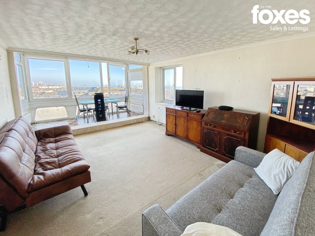 Property photo 3 of 10 4869623