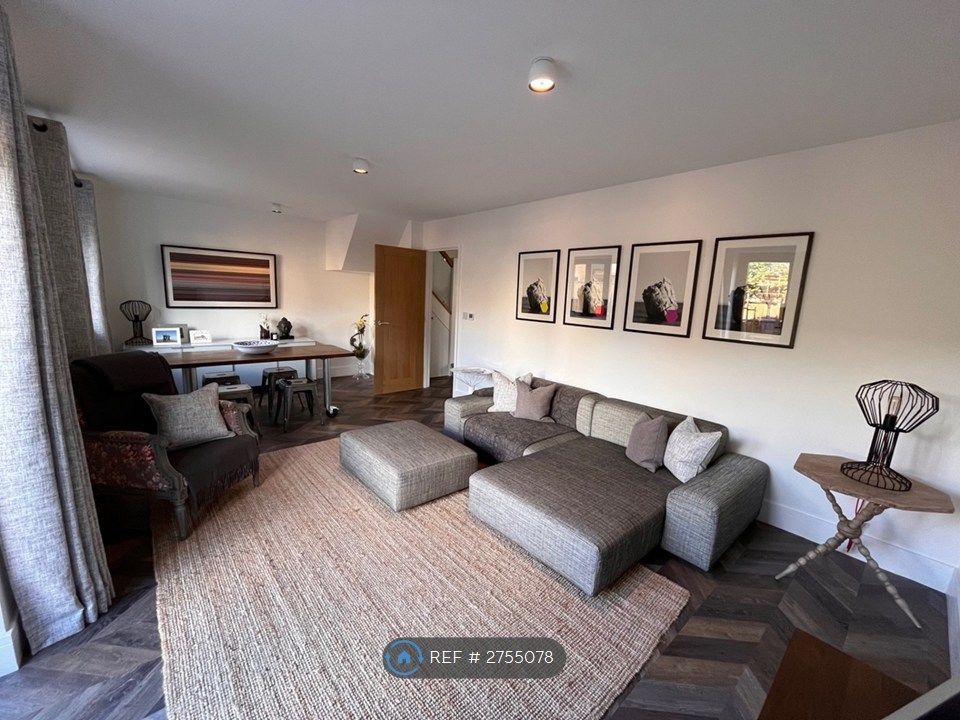 Property photo 2 of 13 Living Room