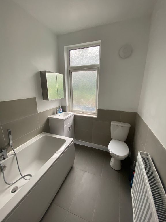 Property photo 3 of 6 Gallery