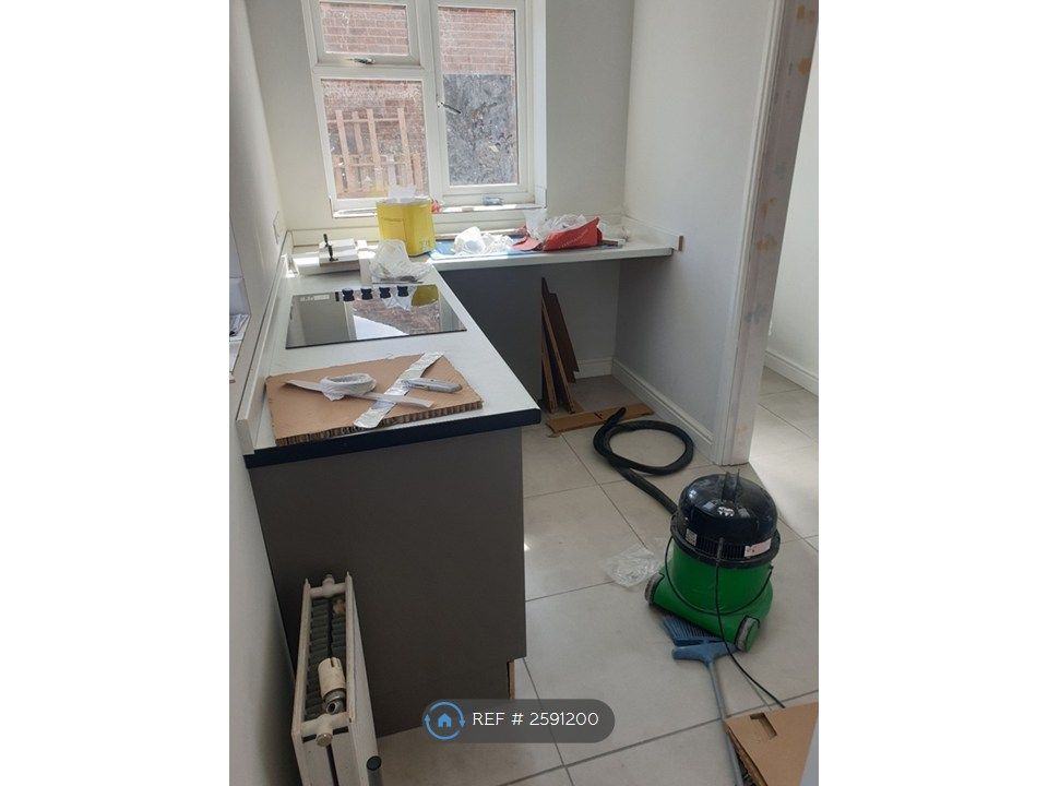 Property photo 2 of 5 Kitchen