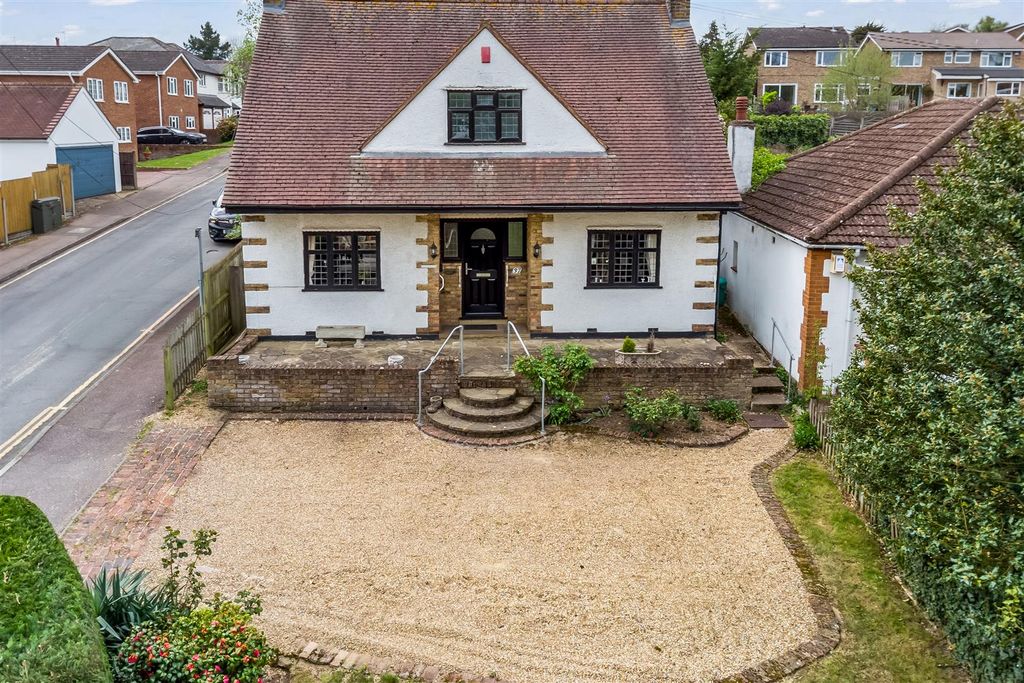 Property photo 2 of 24 Front