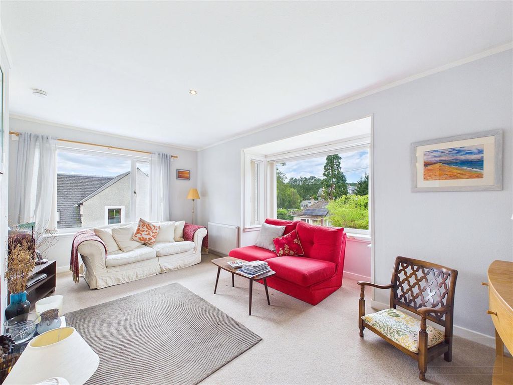 Property photo 3 of 19 Sitting Room