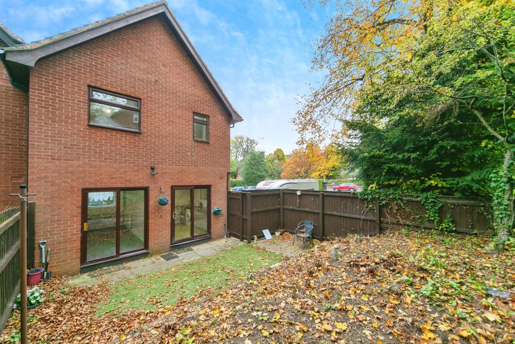 Property photo 2 of 17