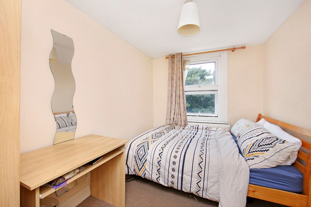 Property photo 3 of 8