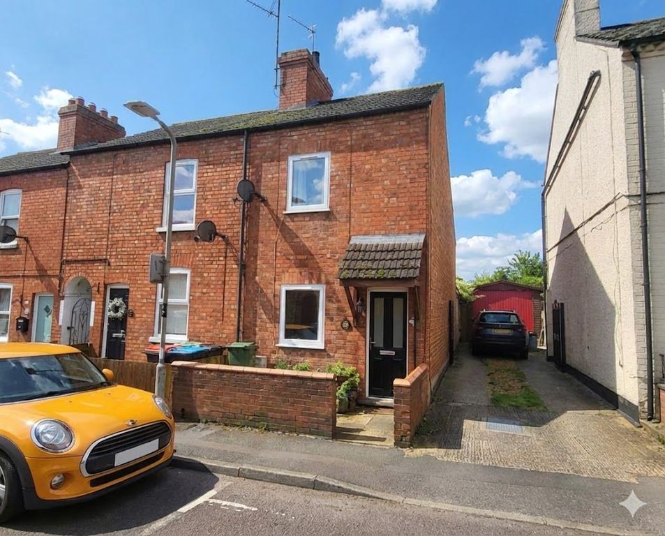 Property photo 1 of 18