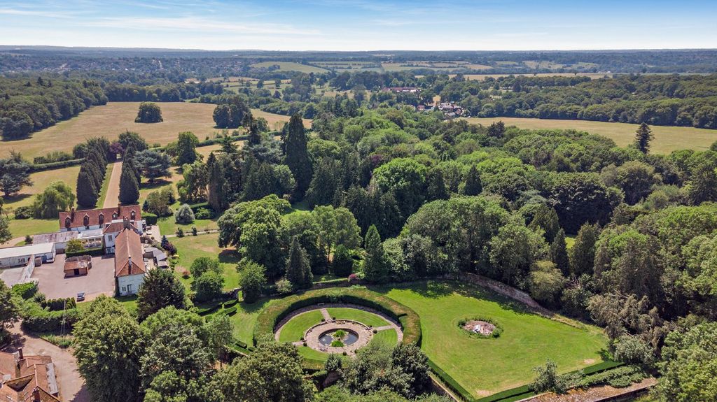 Additional image 19 of 6 bed detached house for saleLamer Lane, Wheathampstead, St. Albans, Hertfordshire AL4
