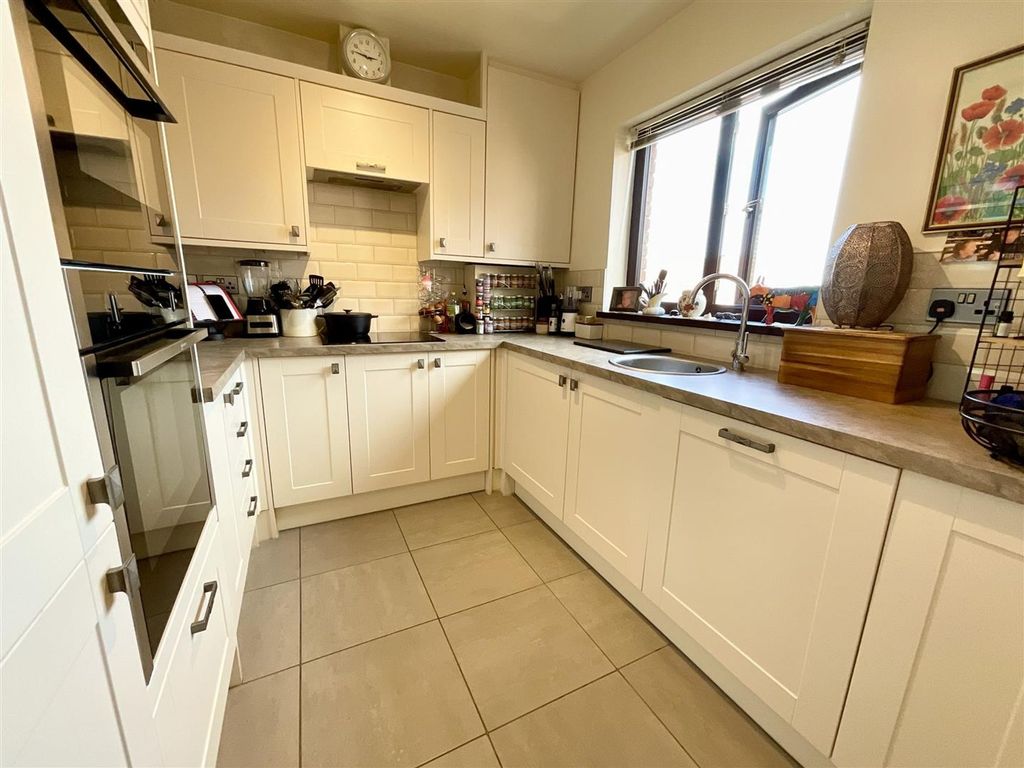 Property photo 3 of 12 Img_0241.Jpeg