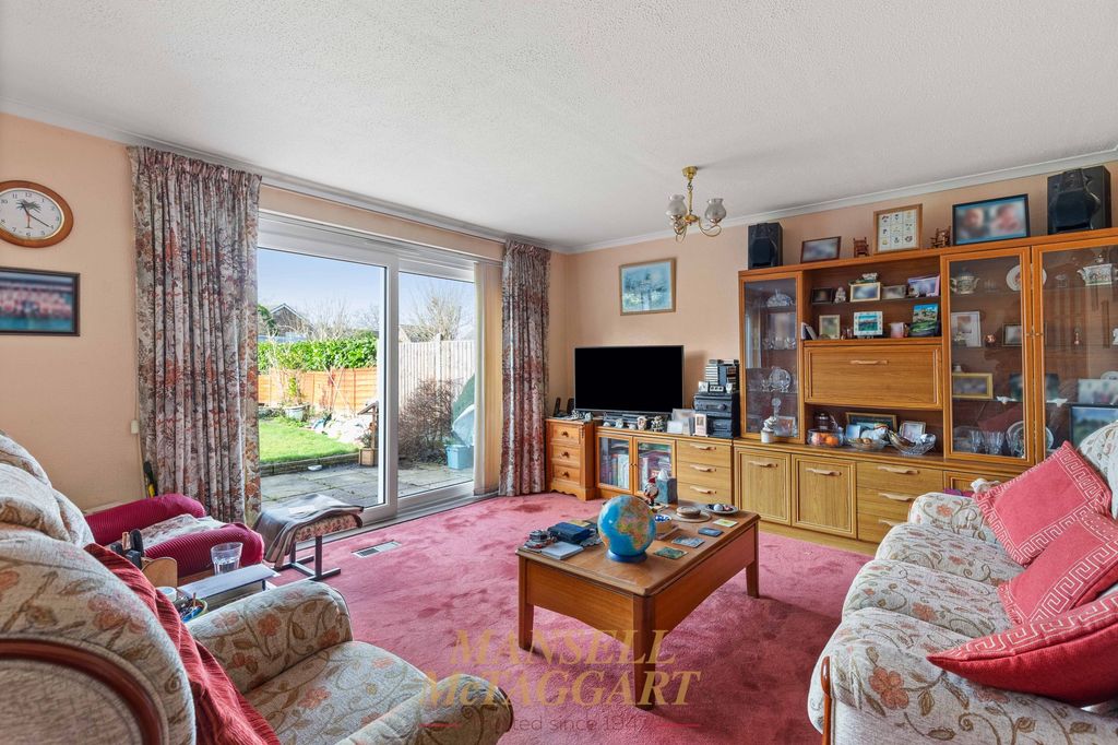 Property photo 3 of 14