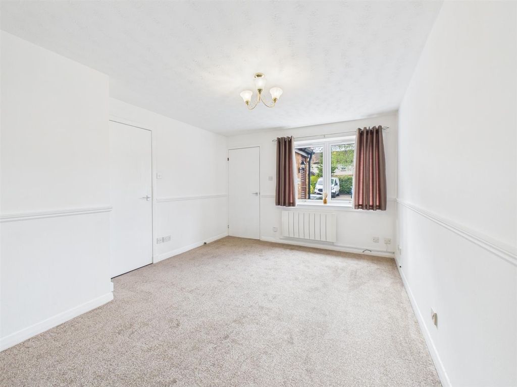 Property photo 3 of 13 Cam03924G0-Pr0032-Still002.Jpg