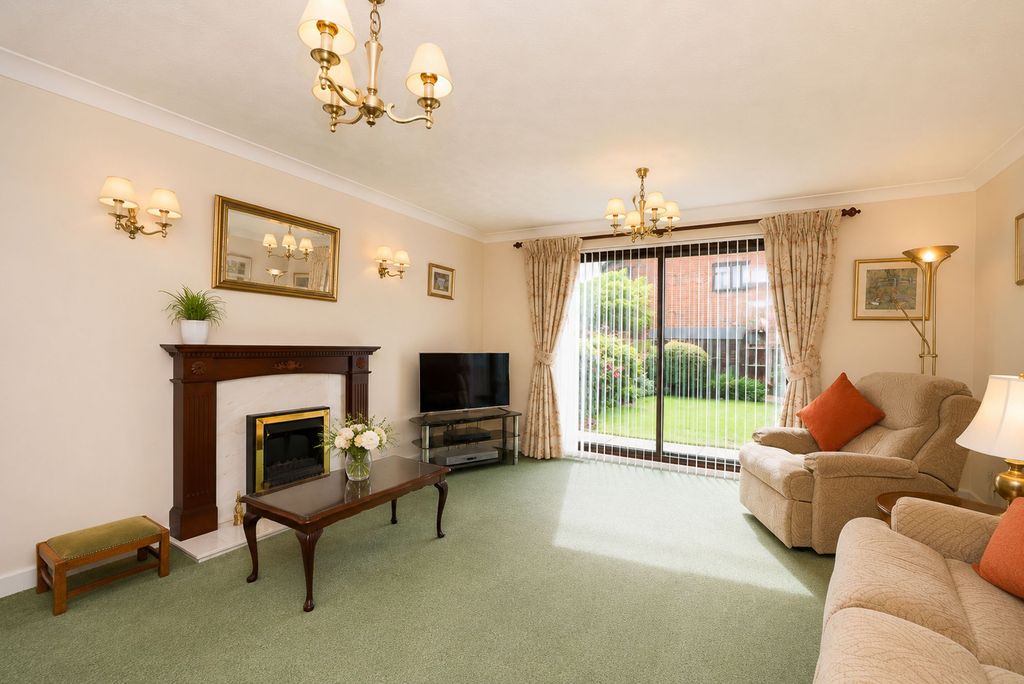 Property photo 2 of 15